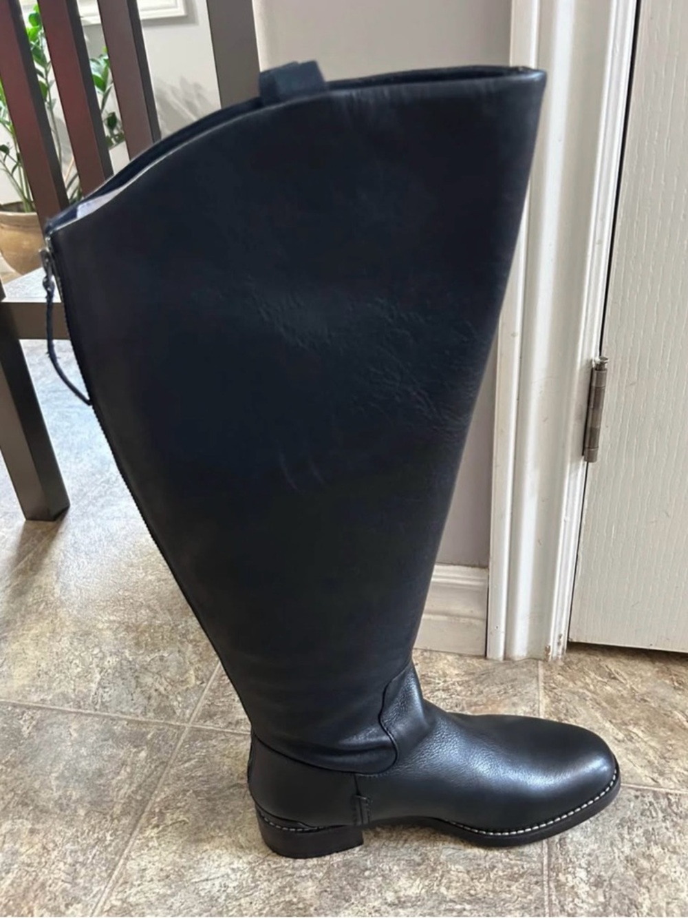 Classic Black Women's Knee-High Riding Boot